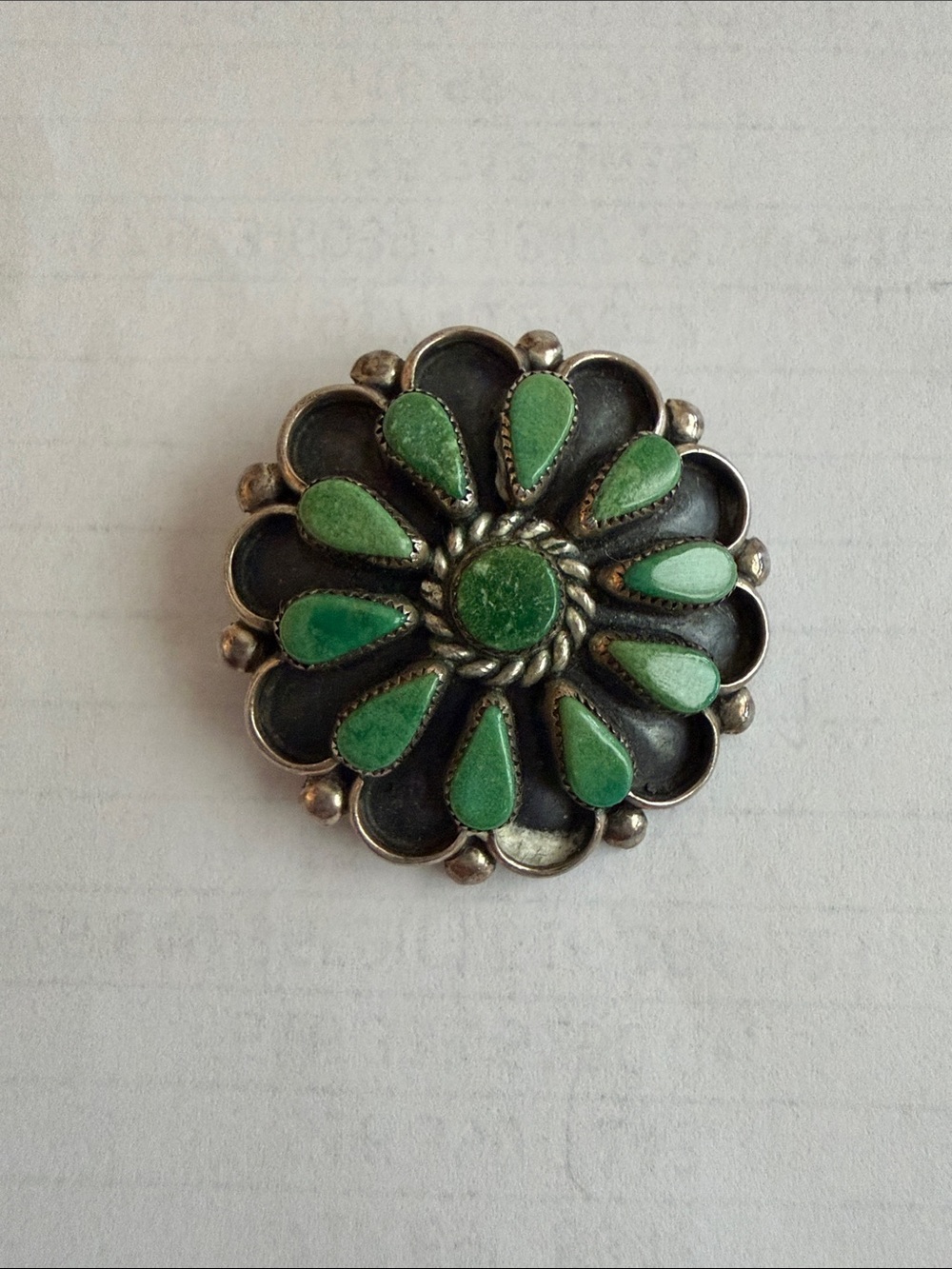 Vintage signed Zuni green turquoise cluster sterling silver brooch/pendant. - Picture 1 of 3